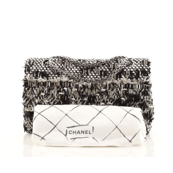 CHANEL Reissue 2.55 Flap Bag Tweed 226 - Picture 2 of 15